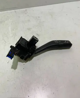 Volkswagen PASSAT B6 Wiper control stalk 1K0953519J 31F0672A