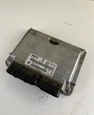 Opel Frontera B Engine control unit/module 0281001793 90589740 28SA3705