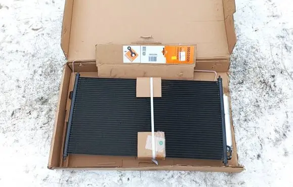 Nissan X-Trail T30 A/C cooling radiator (condenser) 00035550