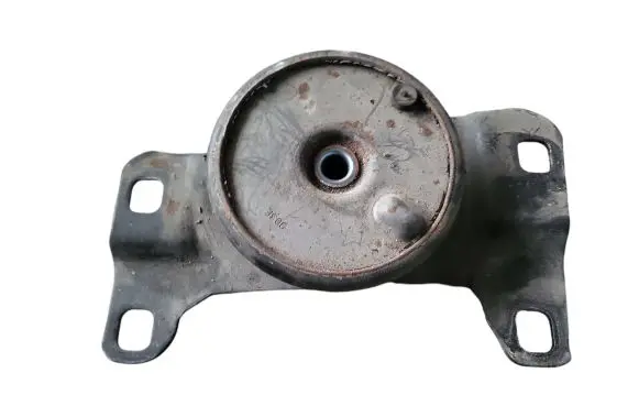 Ford Focus C-MAX Engine mount bracket