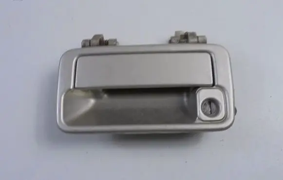 Suzuki Wagon R+ Tailgate/trunk/boot exterior handle 