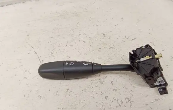 Mercedes-Benz E W211 Indicator stalk A1715402245