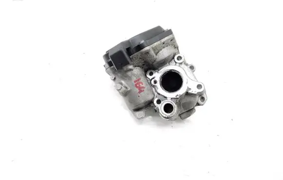 Mercedes-Benz E W212 EGR valve A6511400160 A2C53362275