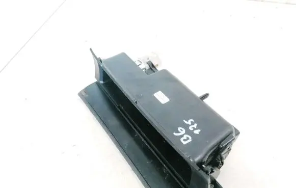 Volkswagen PASSAT B6 Car ashtray 3c0863284 3c0857981