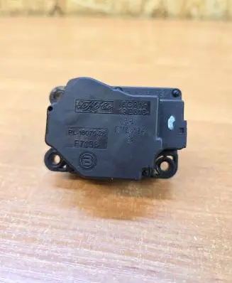 Volvo S80 Air flap motor/actuator PL1607526 19E616 070214