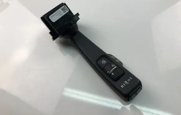 Volvo V60 Indicator stalk 31456042