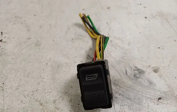 Audi A6 S6 C4 4A Electric window control switch