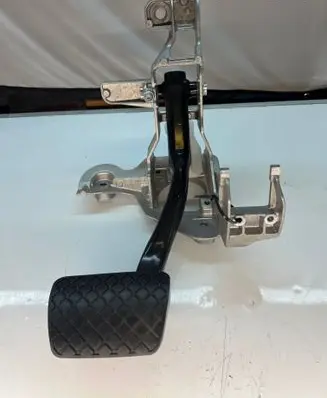 Porsche Cayenne (9Y0 9Y3) Brake pedal 4M1723117D 010618