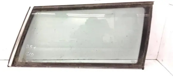 Volkswagen PASSAT B5.5 Rear side window 43R00048 DOT24 AS2