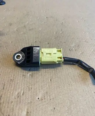 Subaru Legacy Airbag deployment crash/impact sensor 98237AG000