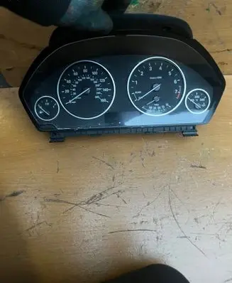 BMW 3 F30 F35 F31 Speedometer (instrument cluster) 9232894 9382199