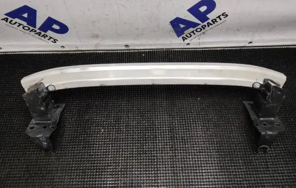 Audi Q7 4L Front bumper cross member 4L0807113