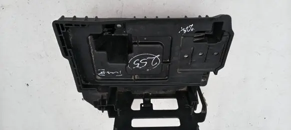 Hyundai Tucson IV NX4 Battery tray 37150N7000