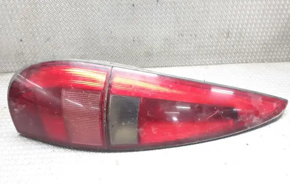 Renault Laguna I Rear/tail lights 2261