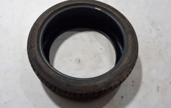 Volvo C40 R13 summer tire 25540R20