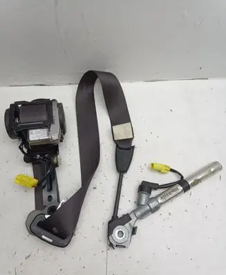 Honda FR-V Front seatbelt