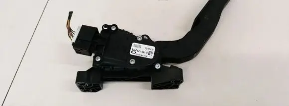 Opel Signum Accelerator throttle pedal 99186724