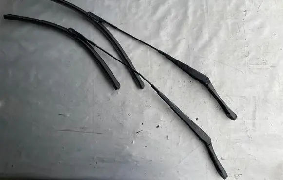 Audi Q5 SQ5 Windshield/front glass wiper blade 8R1955408B