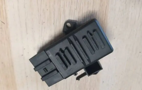 Volkswagen Polo V 6R Seat heating relay 6R0959772D