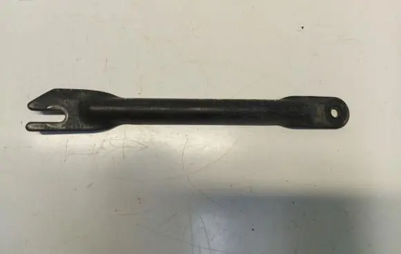 Lexus RX 450H Radiator mount bracket