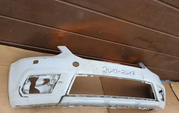 Skoda Yeti (5L) Front bumper 5L0807221K