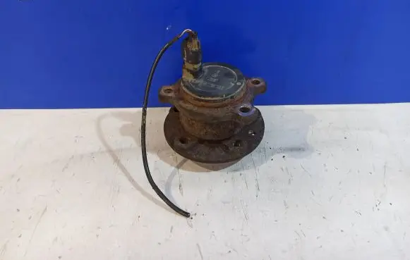 Volvo V60 Rear wheel hub 31329968