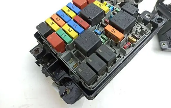Fiat Doblo Fuse box set 51839437