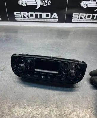 Mercedes-Benz C W203 Climate control unit 2098300285 9140010491