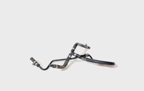 Mercedes-Benz C W204 Engine coolant pipe/hose A2045011025