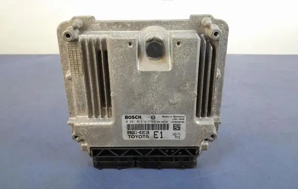 Toyota Auris 150 Engine control unit/module ECU 8966102E10