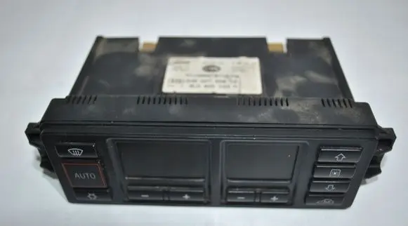 Audi A3 S3 8L Climate control unit 8L0820043M