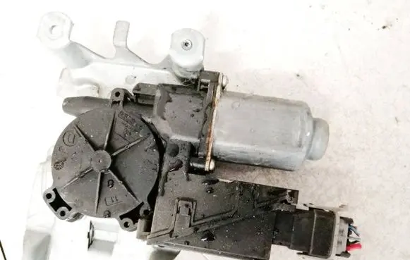 Opel Meriva A Front door window regulator motor 93389551 400718H