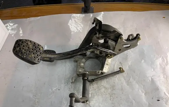 BMW 5 E39 Pedal assembly 1164854 1161586