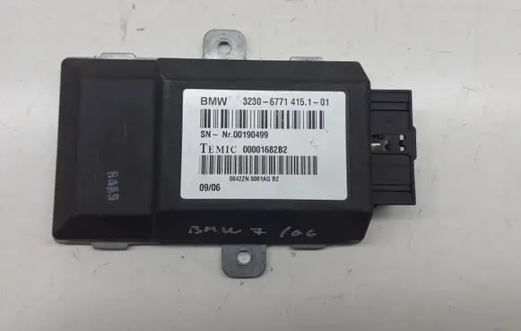 BMW 7 E65 E66 Steering rack control module 323067744151 00190499