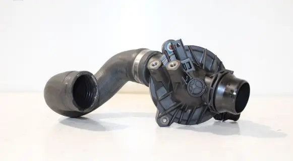 Thermostat/thermostat housing