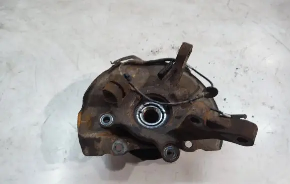 Peugeot 4007 Front wheel hub
