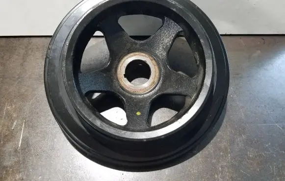 Mercedes-Benz E W211 Crankshaft pulley a6460800903