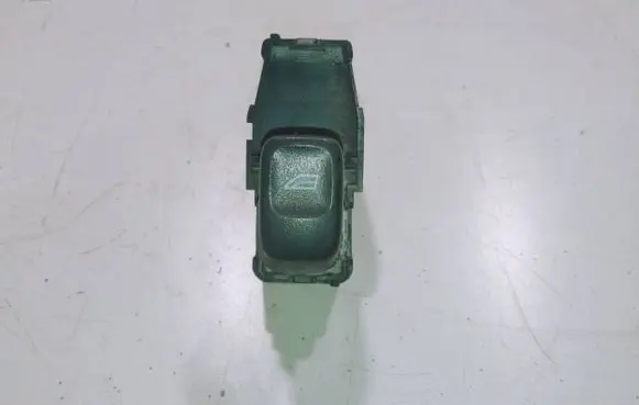 Volvo V70 Electric window control switch 9472275 02W272