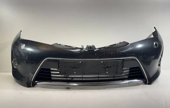 Toyota Auris E180 Front bumper