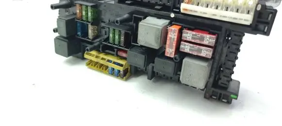 Mercedes-Benz C W204 Fuse module 5DK01102230 2045458932