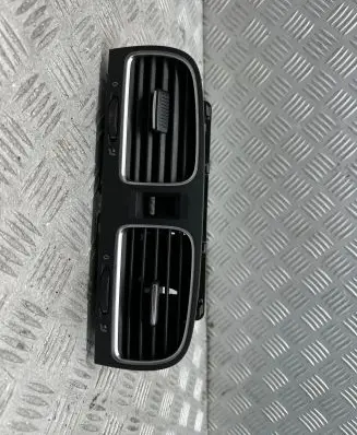 Volkswagen Golf VI Dash center air vent grill 5K0815736D