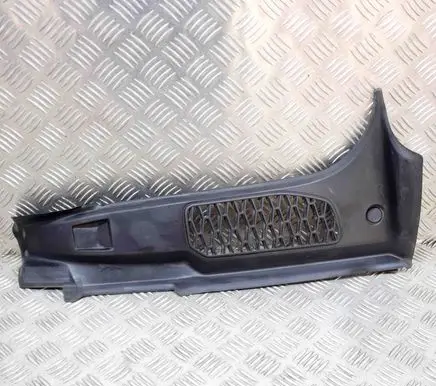 Land Rover Discovery 5 Tailgate trim HY3244249AD
