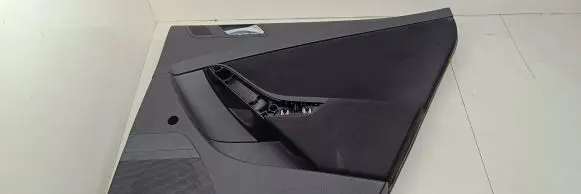 Volkswagen PASSAT B6 Front door card panel trim 3C9867212