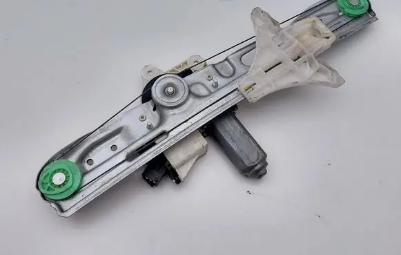 Opel Vectra C Rear door window regulator with motor 24414776