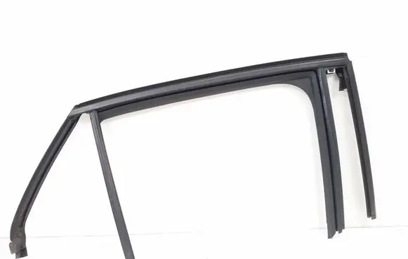Opel Corsa F Rubber seal rear door 9829642880