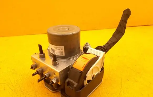 Peugeot 308 ABS Pump 9852473480