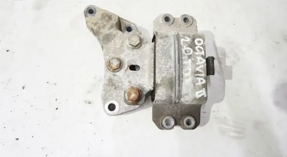 Skoda Octavia Mk2 (1Z) Gearbox mount APAPODUSZKA