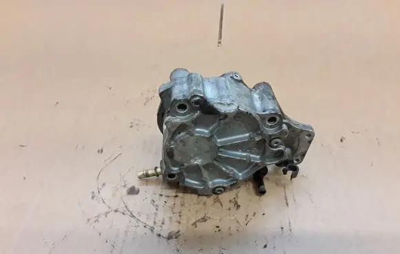 Citroen C-Crosser Vacuum pump NOCODE