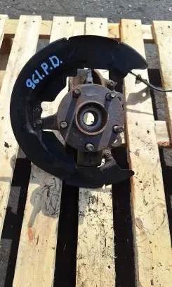 Volvo V50 Front wheel hub 3M513K170