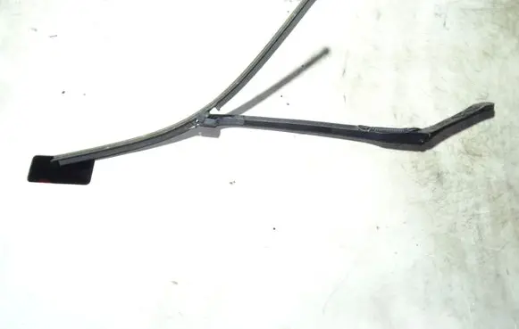Volkswagen Phaeton Front wiper blade arm 3D1955409D